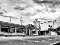 "Where Oviedo Meets to Eat" by Susan P