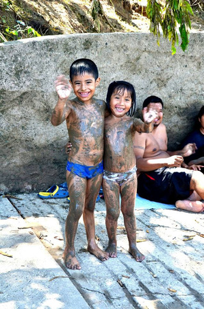Muddy Mexican Kids